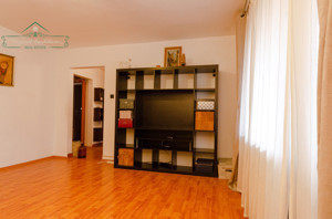 Apartament cu 5 Camere, Zona Micalaca, Arad. - imagine 3