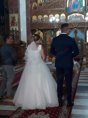 Vand rochie de mireasă prințesă,corset si voal inclus ! - imagine 4