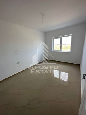 Apartament cu 2 camere , etajul 2, loc de parcare, in spate la Lidl. - imagine 4