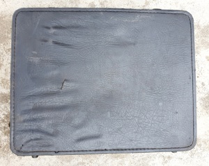 Geanta valiza veche, decor, vitrinabsau pentru restaurat. Au fost facute modificari fata de original - imagine 5