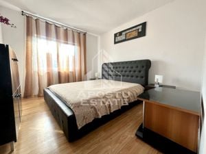 Apartament cu 2 camere, decomandat, balcon deschis, zona Soarelui - imagine 3