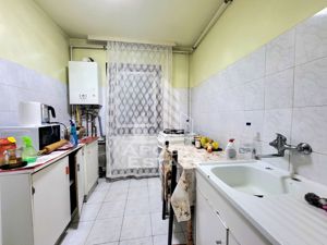 Apartament decomandat cu 3 camere, etaj intermediar, centrala, Lipovei - imagine 5