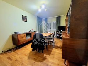 Apartament decomandat cu 3 camere, etaj intermediar, centrala, Lipovei - imagine 2