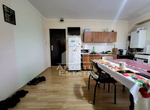 Apartament cu 3 camere, open-space, centrala proprie, zona Lipovei - imagine 3