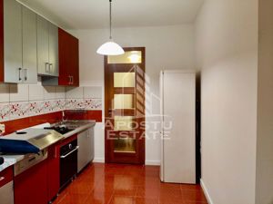 Apartament spatios cu 4 camere in zona Sagului - imagine 6