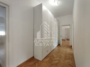 Apartament cu 5 camere 170 mp,  zona Ultracentrala - imagine 3