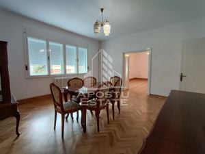 Apartament cu 5 camere 170 mp,  zona Ultracentrala - imagine 4