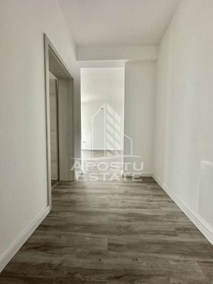 Apartament cu 2 camere, decomandat, bucatarie inchisa, terasa 13 mp - imagine 8