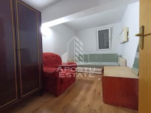 Apartament 3 camere 2 bai zona mehala la curte comuna - imagine 9