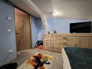 Apartament cu 3 camere, decomandat,  cu scara interioara, zona Lipovei - imagine 14