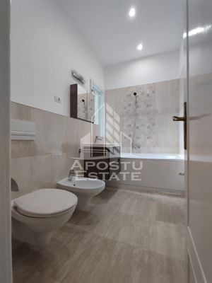 Apartament cu 5 camere 170 mp,  zona Ultracentrala - imagine 17