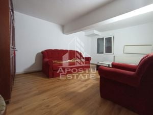 Apartament 3 camere 2 bai zona mehala la curte comuna - imagine 7