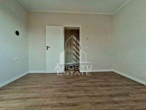 Duplex cu 4 camere, 140 m²,  in Mosnita Noua - imagine 10