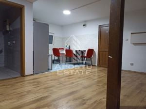 Apartament 3 camere 2 bai zona mehala la curte comuna - imagine 2