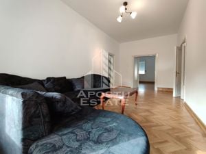 Apartament cu 5 camere 170 mp,  zona Ultracentrala - imagine 9