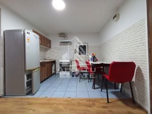 Apartament 3 camere 2 bai zona mehala la curte comuna - imagine 3