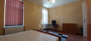 Apartament cu 2 camere la casa,centrala proprie,zona Boul Rosu - imagine 3