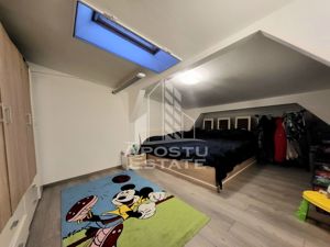 Apartament cu 3 camere, decomandat,  cu scara interioara, zona Lipovei - imagine 12