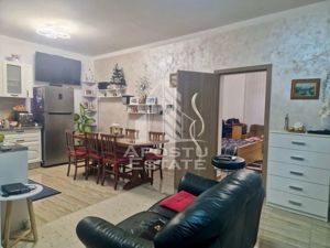 Casa cu 4 camere, , centrală proprie ,zona Parneava - imagine 4