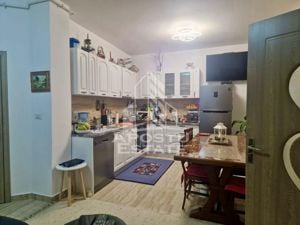 Casa cu 4 camere, , centrală proprie ,zona Parneava - imagine 5