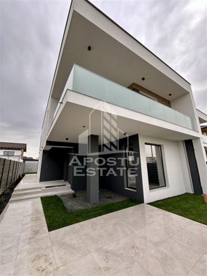 Duplex in stil modern cu 5 camere in Chisoda