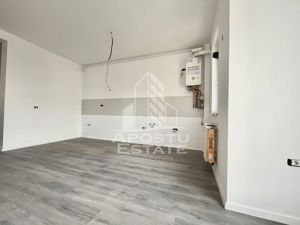 Apartament cu 2 camere,  etaj intermediar, zona Unitatii Militare - imagine 2