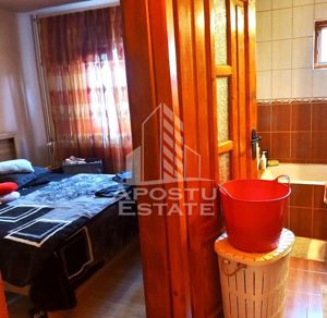 Apartament cu trei camere de vanzare, in zona Miorita, Arad. - imagine 3