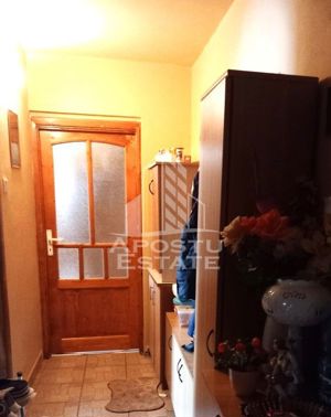 Apartament cu trei camere de vanzare, in zona Miorita, Arad. - imagine 4