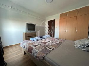 Apartament cu 3 camere 100mp Semidecomandat in zona Ultracentrala - imagine 2