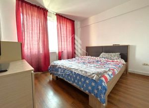 Apartament cu 3 camere 100mp Semidecomandat in zona Ultracentrala - imagine 3