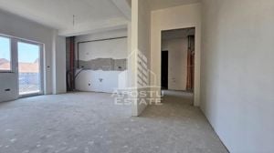 Apartament cu 3 camere bloc nou 68mp Semidecomandat in Micalaca