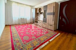 Apartament cu 3 camere 100mp Semidecomandat in zona Ultracentrala - imagine 5