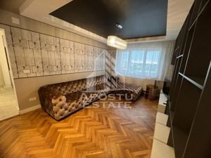 Apartament de LUX, cu 3 camere, semidecomandat, in zona Centrala - imagine 3