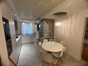 Apartament de LUX, cu 3 camere, semidecomandat, in zona Centrala - imagine 6