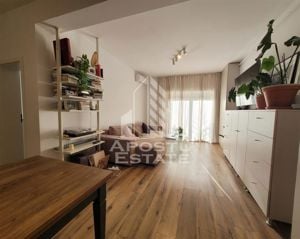 Apartament cu 2 camere,curte proprie si 3 locuri de parcare, Aradului