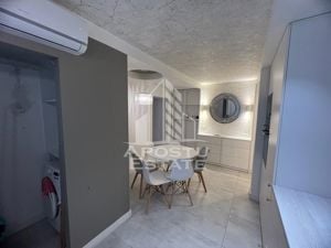 Apartament de LUX, cu 3 camere, semidecomandat, in zona Centrala - imagine 7