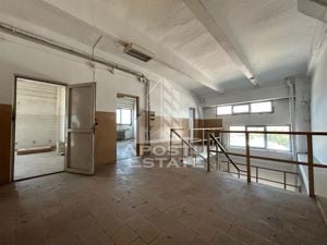 Spatiu pentru birouri240mp8 camere  Zona Gai -Centura   de Nord Arad - imagine 5