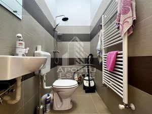 Apartament cu 4 camere 180mp loc de parcare zona centrala - imagine 15