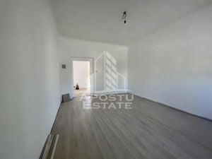 Apartament cu o camera si spatiu comercial zona Simion Barnutiu