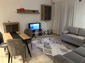 Apartament cu 3 camere si garaj,Complexul Studentesc