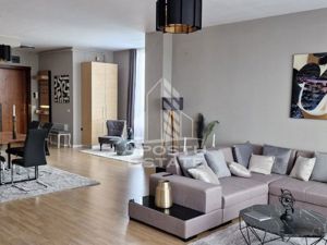 Apartament lux cu 4 camere si vedere spre Bega