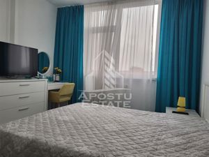 Apartament cu 3 camere, 2 bai si 2 balcoane in zona Ultracentrala. - imagine 13