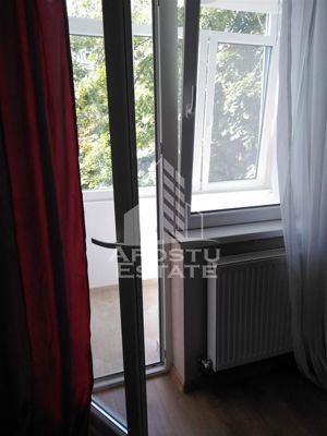 Apartament cu 2 camereultracentralrenovat totul nou - imagine 7