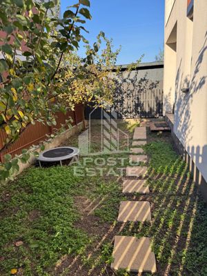 Apartament cu 3 camere, curte proprie, loc de parcare, in Dumbravita - imagine 8