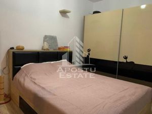 Apartament cu 3 camere, curte proprie, loc de parcare, in Dumbravita - imagine 4