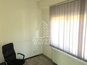 Spatiu comercial la parter, 117 mp,  Zona Girocului - imagine 3