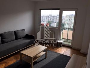 Apartament cu 3 camere DECOMANDAT zona Gheorghe Lazar - imagine 2