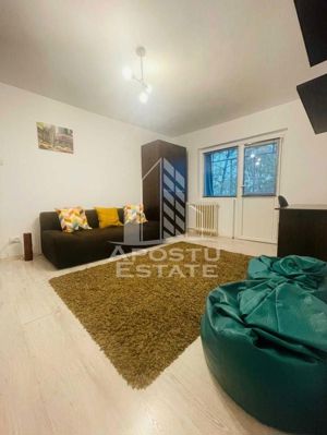 Apartament cu 2 camere, semidecomandat,etajul 2, Complexul Studentesc - imagine 2