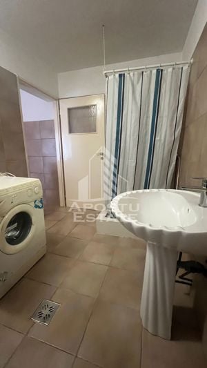 Apartament la casa, zona Steaua - imagine 4