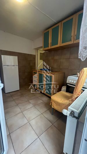 Apartament la casa, zona Steaua - imagine 2